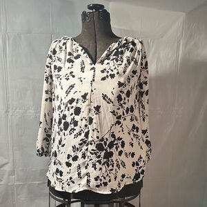 Pleione Black and White Floral Blouse